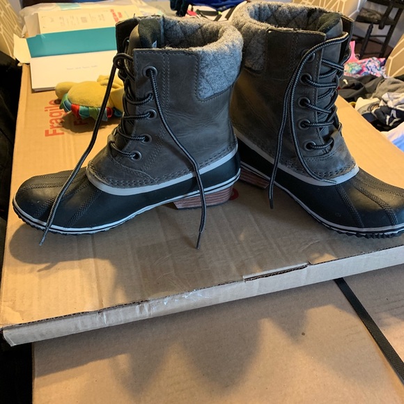 SOREL Slimpack Boots - Picture 1 of 3